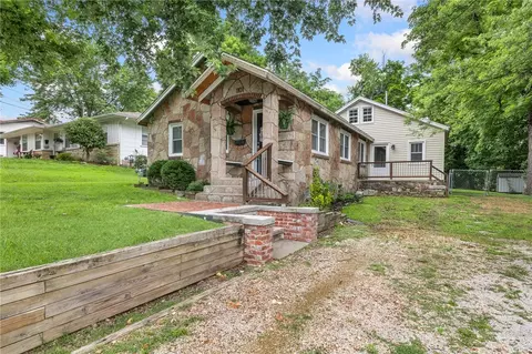 1101 N Maple St, Harrison, AR 72601 photo 3