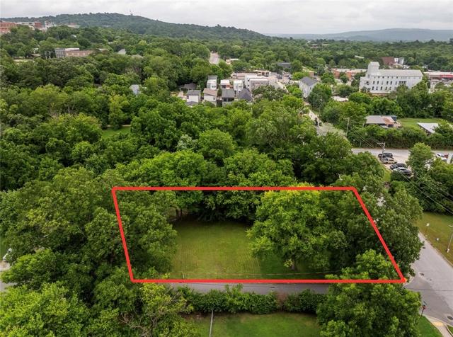 316 S Gregg Ave, Fayetteville, AR 72701