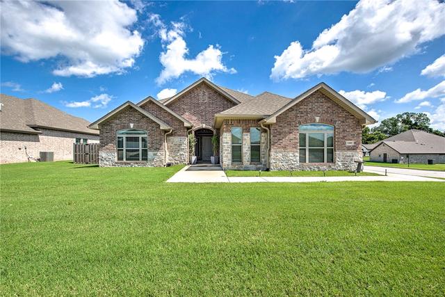 2400 Graham Ln, Pea Ridge, AR 72751