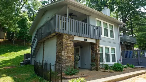 68 Dogwood Dr, Bella Vista, AR 72715