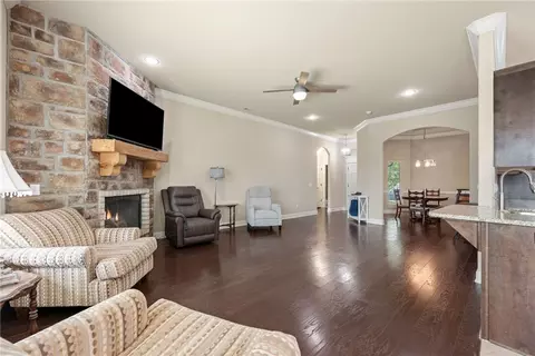4256 Augustine Dr, Springdale, AR 72762 photo 11