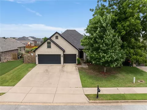 4256 Augustine Dr, Springdale, AR 72762 photo 2