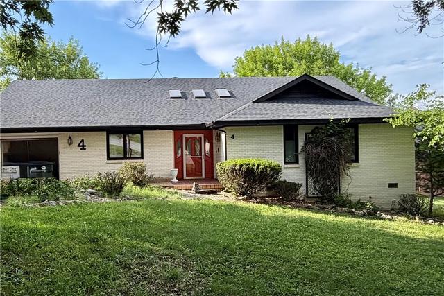 4 Fairway Pl, Eureka Springs, AR 72631