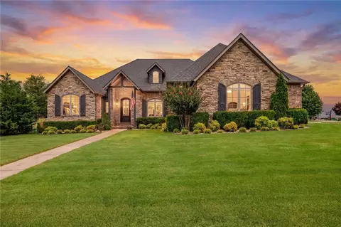 Exterior - 1255 Edinburgh Loop, Springdale, AR 72762 photo 1 of 15