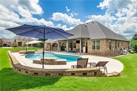 Exterior - 1255 Edinburgh Loop, Springdale, AR 72762 photo 5 of 15