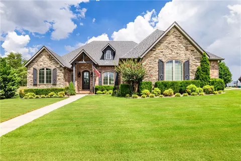 Exterior - 1255 Edinburgh Loop, Springdale, AR 72762 photo 6 of 15