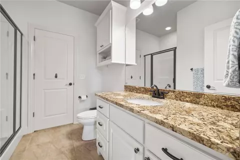 Bath - 1255 Edinburgh Loop, Springdale, AR 72762 photo 5 of 6