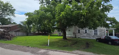 902 N Mount Olive St, Siloam Springs, AR 72761