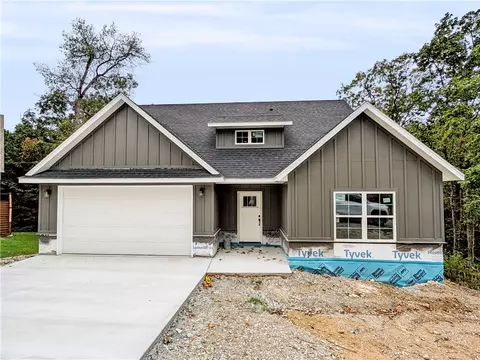 7 Bexhill Cir, Bella Vista, AR 72714