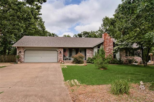 48 Huskins Cir, Bella Vista, AR 72715