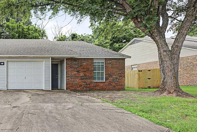 1426 N Boxley Ave, Fayetteville, AR 72704