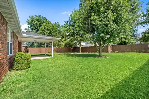 Exterior - 340 Brandon Loop, Springdale, AR 72762 photo 6 of 7