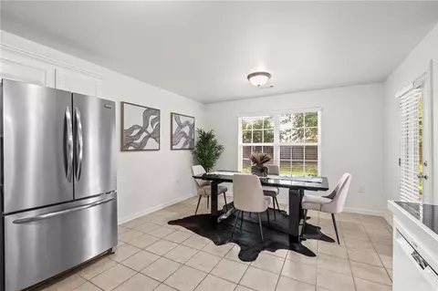 Dining - 340 Brandon Loop, Springdale, AR 72762 photo 1 of 2