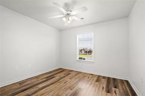Bedroom - 340 Brandon Loop, Springdale, AR 72762 photo 3 of 4
