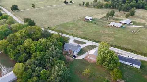 View/Area - 20010 W Vanzant Rd, Springdale, AR 72764 photo 1 of 6