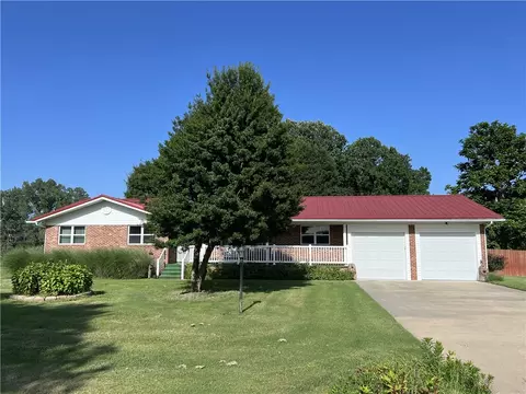89 Creekview Rd, Harrison, AR 72601