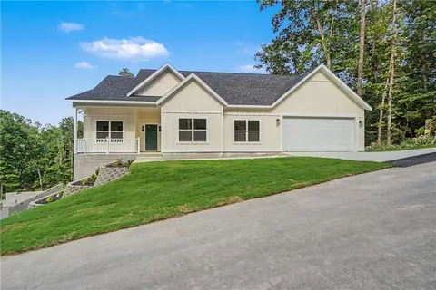 34 Littrell Dr, Bella Vista, AR 72714