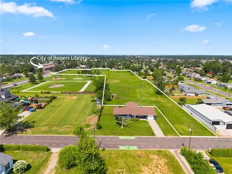 W Pine Street, Rogers, AR 72758