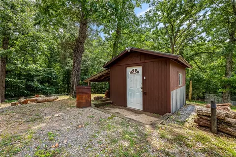Exterior - 22535 War Eagle Rd, Springdale, AR 72764 photo 4 of 7