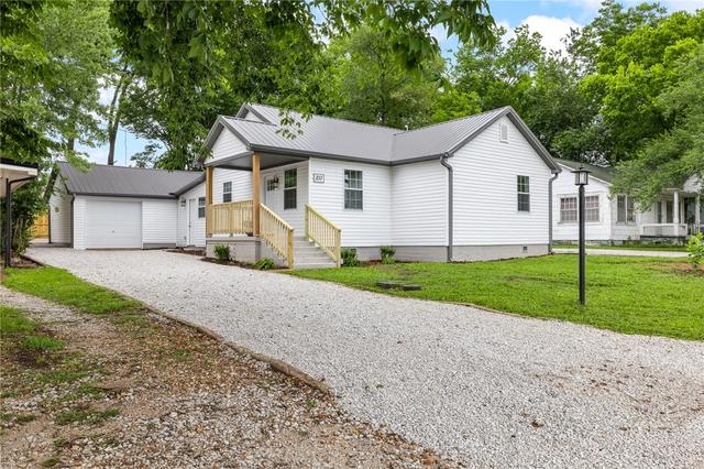 211 Lincoln, Harrison, AR 72601