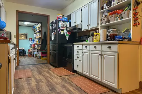 Kitchen - 142 Denham Rd, Morrilton, AR 72110 photo 1 of 1
