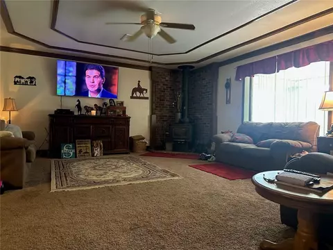 Living - 142 Denham Rd, Morrilton, AR 72110 photo 1 of 2