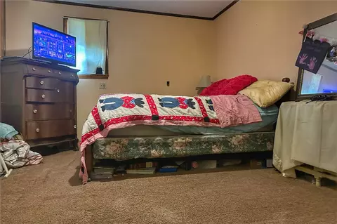 Bedroom - 142 Denham Rd, Morrilton, AR 72110 photo 1 of 3