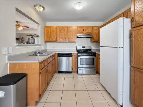 Kitchen - 2023 Garnet Rd, Springdale, AR 72764 photo 1 of 3