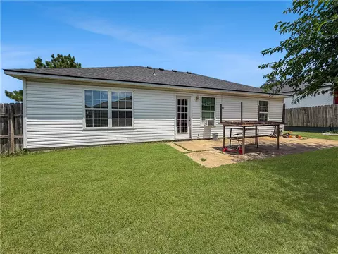 Exterior - 2023 Garnet Rd, Springdale, AR 72764 photo 3 of 4