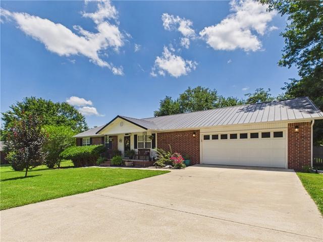 1302 W Rogers Ave, Harrison, AR 72601