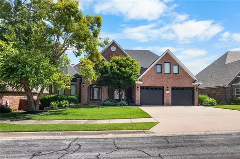 4004 NE Cadbury Ave, Bentonville, AR 72712