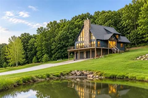 3787 Kessler Mountain Rd, Fayetteville, AR 72701
