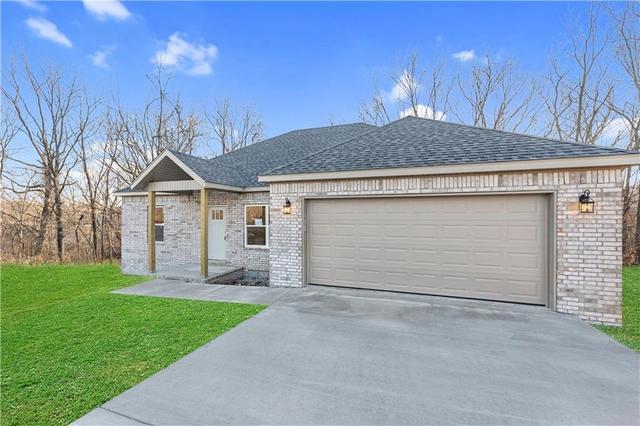 34 Oniell Cir, Bella Vista, AR 72715