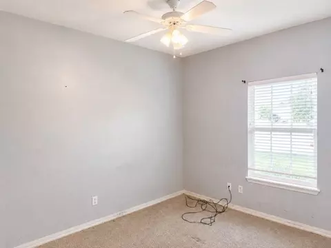 Bedroom - 3460 Grainger Cir, Springdale, AR 72764 photo 2 of 2