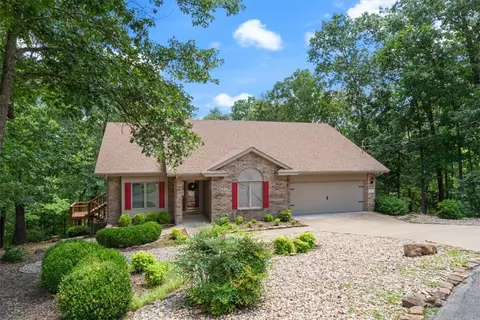 17 Cambria Ln, Bella Vista, AR 72715
