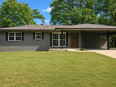 149 Bunker Hill Ln, Russellville, AR 72802