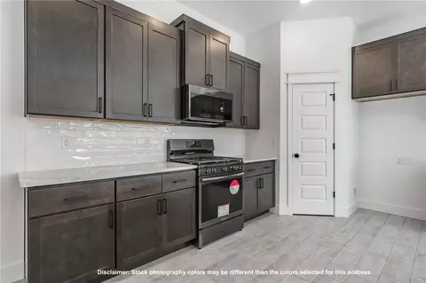 Kitchen - 2620 Willowmere Dr, Centerton, AR 72712 photo 1 of 5