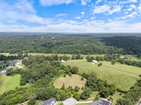 13787 Colline Rd, Bentonville, AR 72712