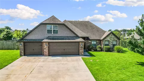 23089 Lawlis Rd, Siloam Springs, AR 72761