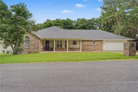 4 Benwick Ln, Bella Vista, AR 72714