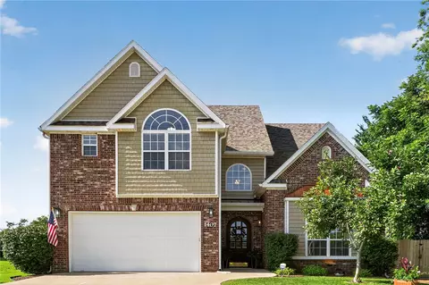 1407 NW 3rd St, Bentonville, AR 72712