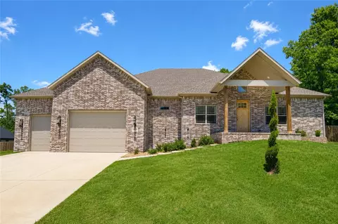 12412 Wildwood Dr, Rogers, AR 72756