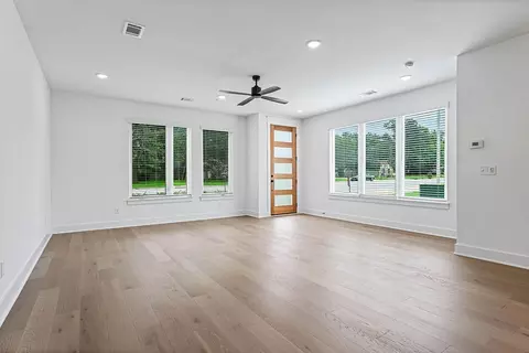 4100 W Olive St, Rogers, AR 72756 photo 3