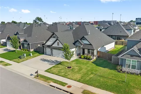 View/Area - 1211 Silver Maple St, Centerton, AR 72719 photo 1 of 10