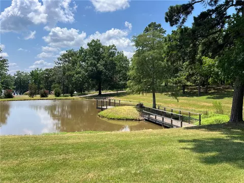 82 Bay Ridge Dr, Dardanelle, AR 72834