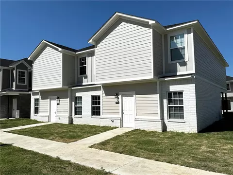779 S Amarillo Rd #1 &2, Fayetteville, AR 72704