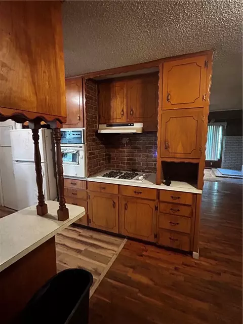 Kitchen - 311 King Mountain Rd, Ozark, AR 72949 photo 1 of 4