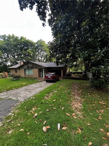 311 King Mountain Rd, Ozark, AR 72949