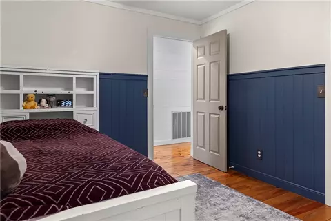 Bedroom - 104 W Watts St, Harrison, AR 72601 photo 2 of 9