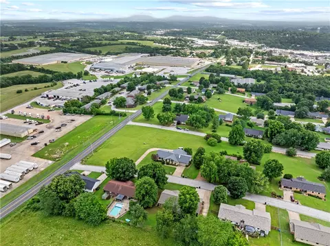 View/Area - 104 W Watts St, Harrison, AR 72601 photo 3 of 8